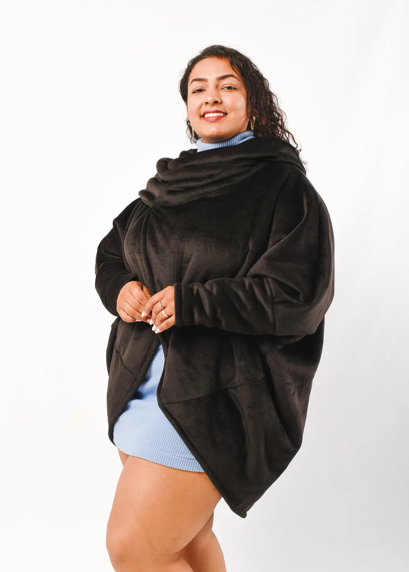 Alternative view of 10012 Poncho con Corderito