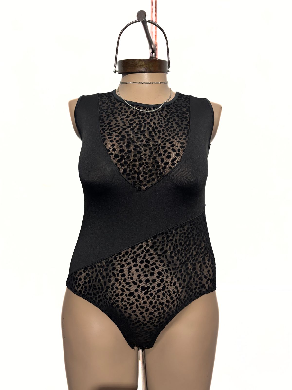 2542 BODY DE LYCRA CON MESH